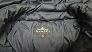 Chaqueta de Plumas Azul y Roja