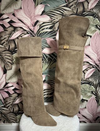 Stivali con risvolto beige 39