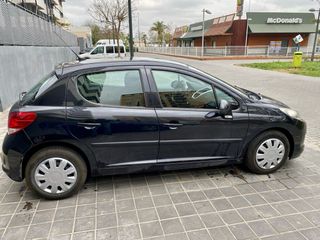 Peugeot 207 2010