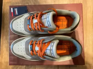 Zapatos Tommy Jeans Hombre Talla 40 Beige/Marrón