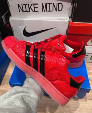 Adidas Superstar SP5DER Roja Talla 44.5