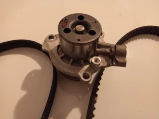 Bomba Agua y Correa Distribución Audi Q3 TDI