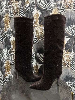 Botas altas marrones con brillos