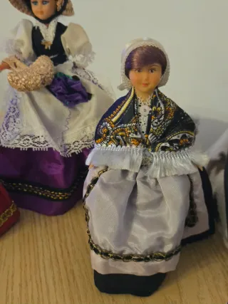 Vecchie bambole in celluloide