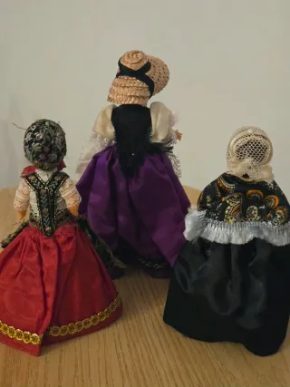 Vecchie bambole in celluloide