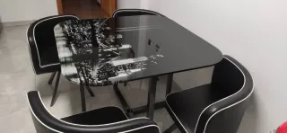 Conjunto Mesa Vidro e 4 Cadeiras