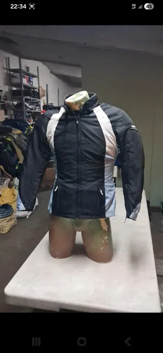 Chaqueta Moto Mujer Talla XS Negra y Blanca