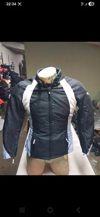 Chaqueta Moto Mujer Talla XS Negra y Blanca