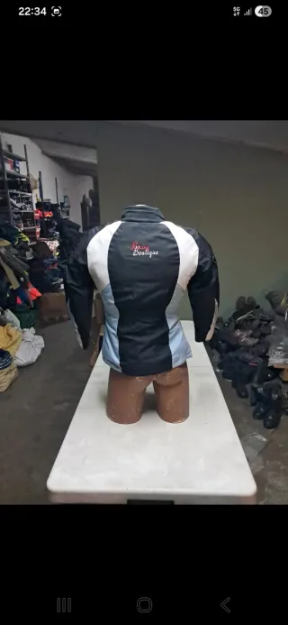 Chaqueta Moto Mujer Talla XS Negra y Blanca