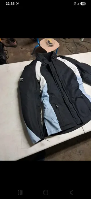 Chaqueta Moto Mujer Talla XS Negra y Blanca