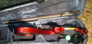 Violín Eléctrico Stagg Rojo