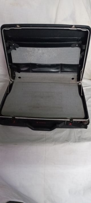 Maletín Rígido Samsonite Negro