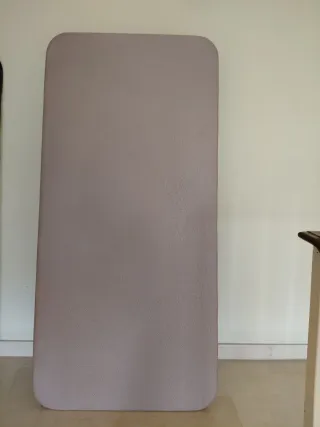 2 Camas 90cm con Cabeceros y Colchones y mesilla