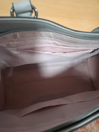 Bolso gris nuevo a estrenar