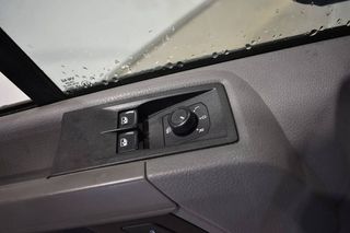 Volkswagen Crafter FURGÓN 35 L3H2 2.0 TDI 140 CV FWD