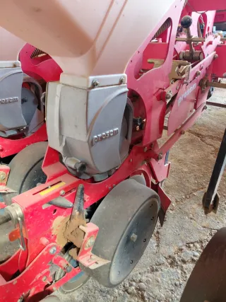 Sembradora Solá Monograno 7 Líneas