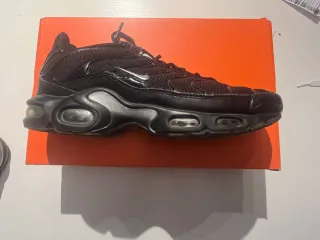 Nike Tn Air Zapatillas Negras y Amarillas