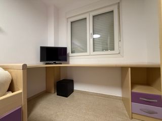 Dormitorio juvenil completo tonos morado