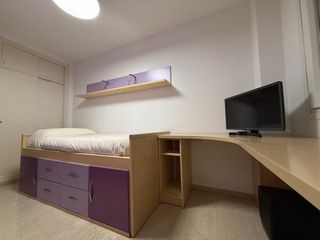 Dormitorio juvenil completo tonos morado
