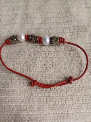 Pulsera Cuero Rojo Perla Nacarada Boho