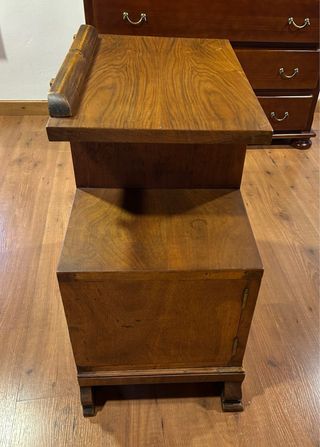 Mesita de noche restaurada madera