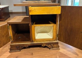 Mesita de noche restaurada madera