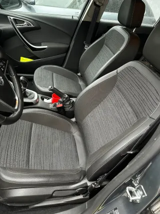 Opel Astra 2014