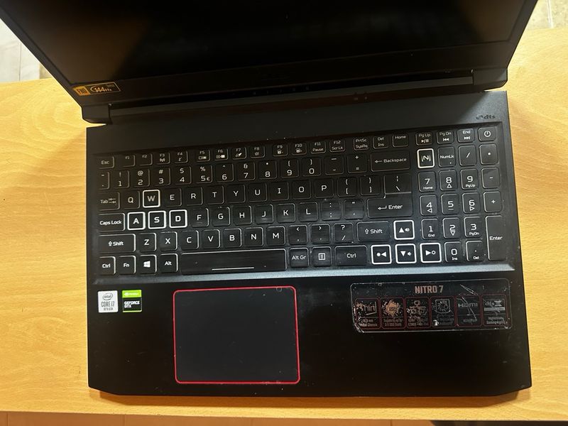 Portátil Gaming Acer Nitro 7 – i7 / 16GB RAM / GTX afbeelding 3