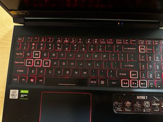 Portátil Gaming Acer Nitro 7 – i7 / 16GB RAM / GTX