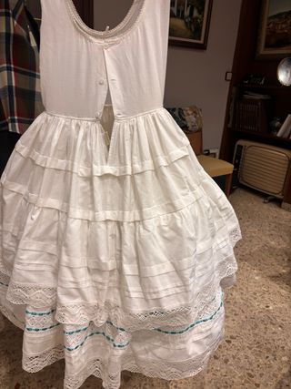 Cancán enagua niña