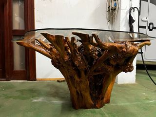 Mesa de centro artesanal cristal y madera