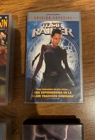 Lote Películas VHS: Bruce Lee, Tomb Raider,  Exorc