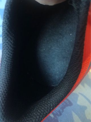 Zapatillas atletismo Asics clavos naranja