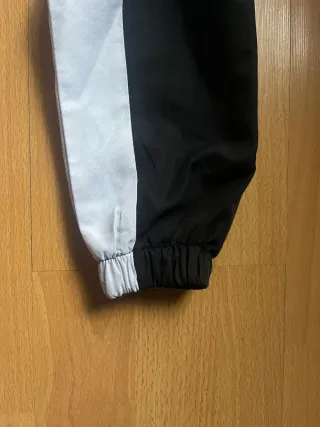 Chaqueta Vintage Lacoste Negra y Blanca Talla L