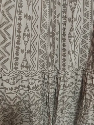 Falda larga étnica gris y blanca