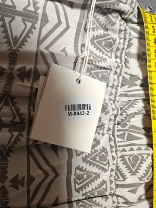 Falda larga étnica gris y blanca