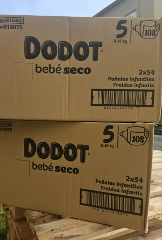 216 Pañales(2x108) Dodot Bebé Seco t5