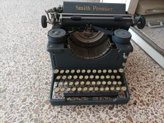 Máquina de escribir Smith Premier Vintage