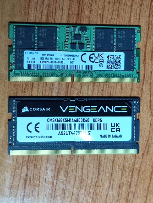 2x 16GB DDR5 SODIMM 4800MHz Samsung/Corsair
