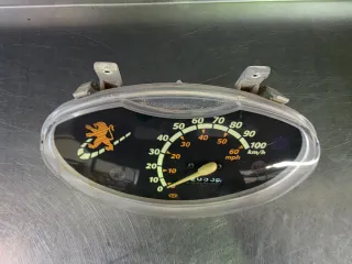 Velocímetro Peugeot Vivacity