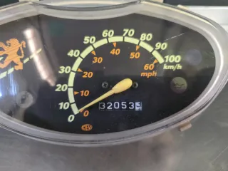 Velocímetro Peugeot Vivacity