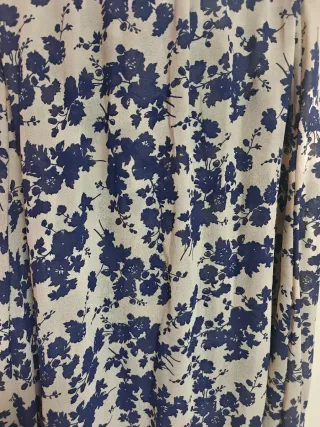 Falda larga floral beige y morado