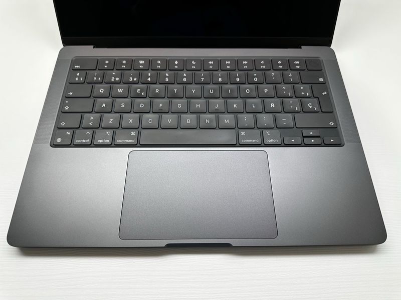 MacBook Pro M3 Max 1TB 128GB RAM afbeelding 5