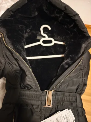 Chaqueta Zara acolchada con cinturón Talla S