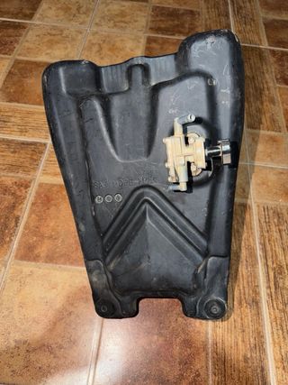 Depósito Gasolina Suzuki Ltz