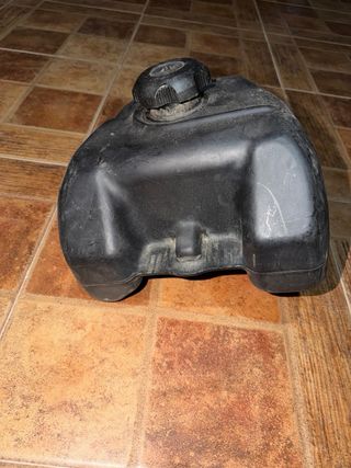 Depósito Gasolina Suzuki Ltz