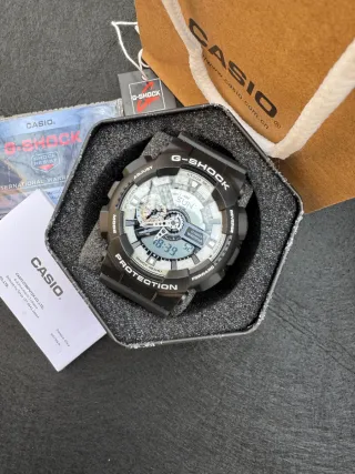 Reloj Casio G-Shock Negro y Gris