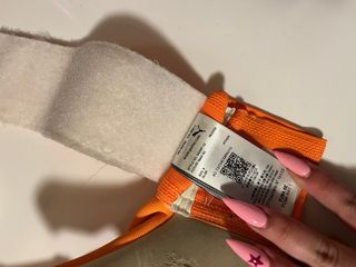 Guantes de portero Puma naranja y rosa