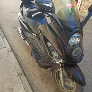 Syn GTS125,en perfecto estado , totalmente revisad