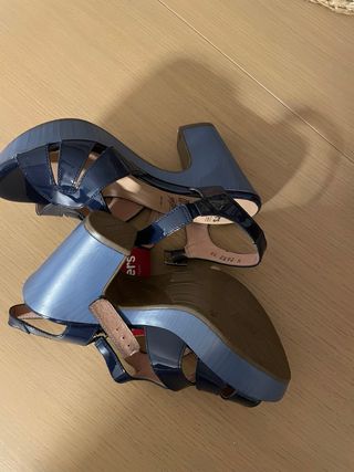 Sandalias Wonders Azul Tacon